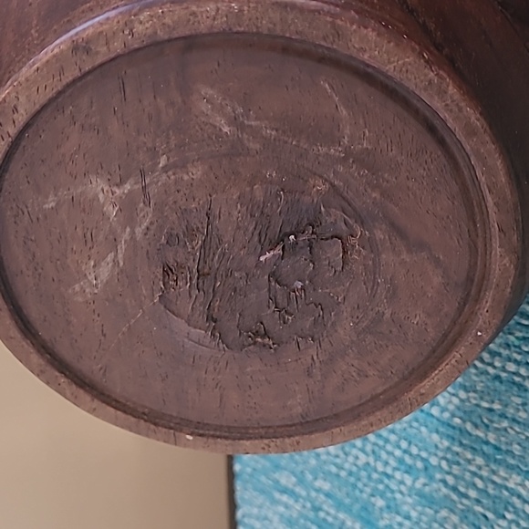 Hand-carved Heavy Wood Bowl - Picture 3 of 5